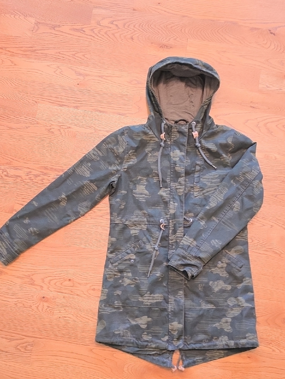 Tentree Camo Rain Jacket in Olive Green